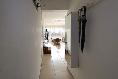 Corredor de apartamento para alugar com 1 quarto, 60m² em Vila Mariana, São Paulo