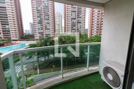 Varanda de apartamento à venda com 1 quarto, 38m² em Santo Amaro, São Paulo