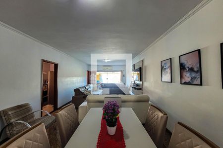 detalhe sala de jantar de casa à venda com 3 quartos, 200m² em Vila Moraes, São Paulo