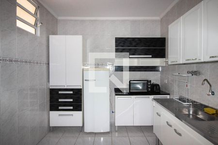 Cozinha de casa de condomínio à venda com 3 quartos, 71m² em Vila Taquari, São Paulo
