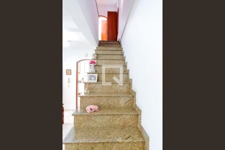 Escada Quartos de casa à venda com 4 quartos, 200m² em Vila Medeiros, São Paulo
