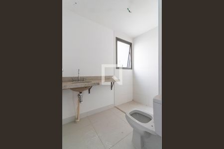 Apartamento à venda com 115m², 2 quartos e 1 vaga Apartamento à venda com 115m², 2 quartos e 1 vagaBanheiro da Suíte 2