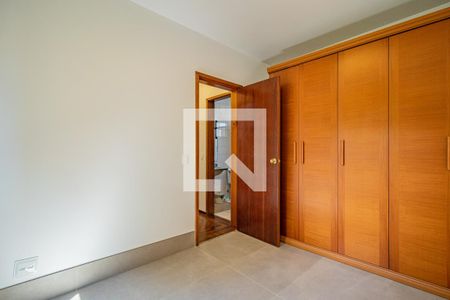 Quarto 1 de apartamento para alugar com 2 quartos, 62m² em Vila Andrade, São Paulo