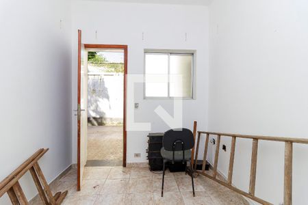 Casa para alugar com 900m², 4 quartos e 4 vagas Casa para alugar com 900m², 4 quartos e 4 vagasÁrea de Serviço - Quarto 2