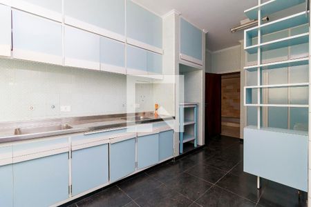 Casa para alugar com 900m², 4 quartos e 4 vagas Casa para alugar com 900m², 4 quartos e 4 vagasCozinha