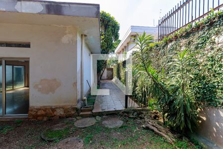 Casa para alugar com 900m², 4 quartos e 4 vagas Casa para alugar com 900m², 4 quartos e 4 vagasÁrea Externa