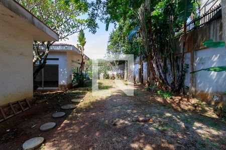 Casa para alugar com 900m², 4 quartos e 4 vagas Casa para alugar com 900m², 4 quartos e 4 vagasÁrea Externa