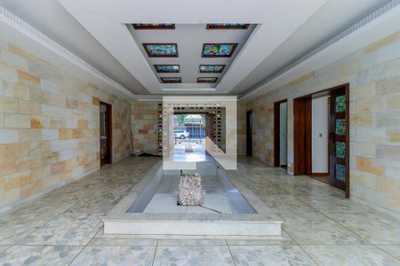 Sala 1 de casa para alugar com 4 quartos, 900m² em Chácara Santo Antônio (zona Sul), São Paulo
