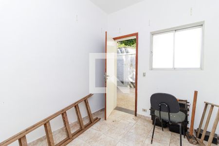 Casa para alugar com 900m², 4 quartos e 4 vagas Casa para alugar com 900m², 4 quartos e 4 vagasÁrea de Serviço - Quarto 2