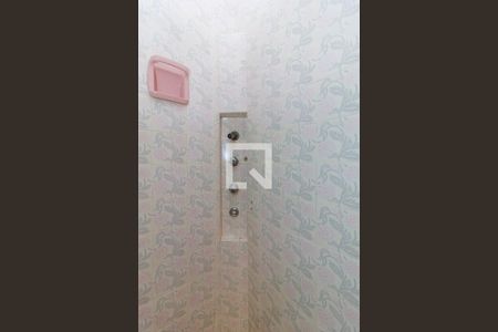 Casa para alugar com 900m², 4 quartos e 4 vagas Casa para alugar com 900m², 4 quartos e 4 vagasBanheiro da Suíte