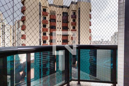 Apartamento para alugar com 102m², 3 quartos e 2 vagas Apartamento para alugar com 102m², 3 quartos e 2 vagasVaranda - Quarto 3