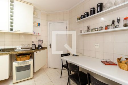 Apartamento para alugar com 102m², 3 quartos e 2 vagas Apartamento para alugar com 102m², 3 quartos e 2 vagasCozinha
