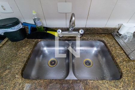 Apartamento para alugar com 102m², 3 quartos e 2 vagas Apartamento para alugar com 102m², 3 quartos e 2 vagasDetalhe - Cozinha