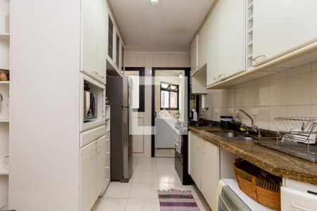 Apartamento para alugar com 102m², 3 quartos e 2 vagas Apartamento para alugar com 102m², 3 quartos e 2 vagasCozinha