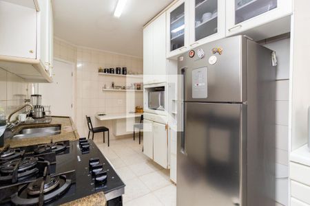 Apartamento para alugar com 102m², 3 quartos e 2 vagas Apartamento para alugar com 102m², 3 quartos e 2 vagasCozinha