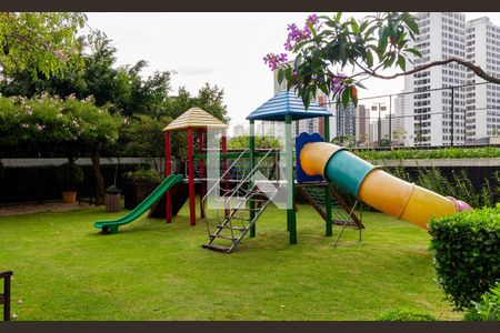 Apartamento para alugar com 102m², 3 quartos e 2 vagas Apartamento para alugar com 102m², 3 quartos e 2 vagasPlayground