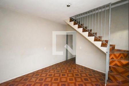 Sala 1 de casa à venda com 7 quartos, 300m² em Vila Medeiros, São Paulo