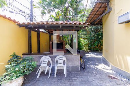 Quintal de casa à venda com 4 quartos, 380m² em Recreio dos Bandeirantes, Rio de Janeiro