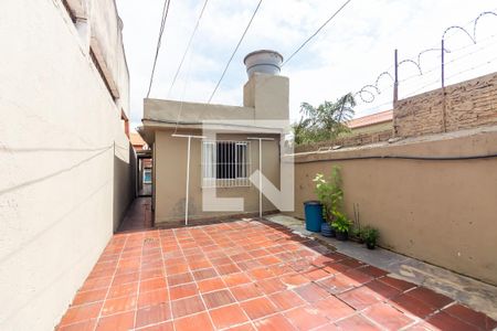 Casa à venda com 300m², 5 quartos e 2 vagas Casa à venda com 300m², 5 quartos e 2 vagasQuintal