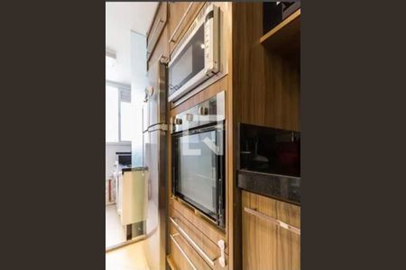 Apartamento à venda com 2 quartos, 53m² em Lapa, São Paulo