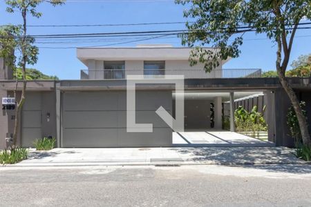 Casa à venda com 4 quartos, 371m² em Alto de Pinheiros, São Paulo