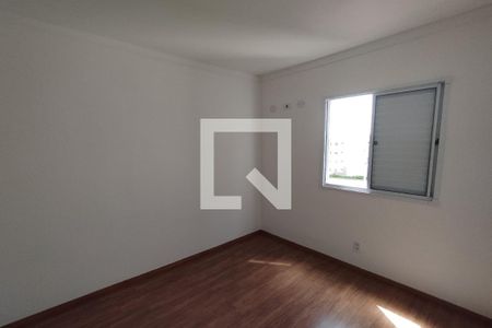 Dormitório 01 de apartamento para alugar com 2 quartos, 43m² em Jardim Florestan Fernandes, Ribeirão Preto