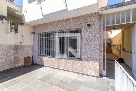 Casa à venda com 3 quartos, 182m² em Sumaré, São Paulo