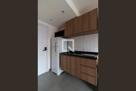 Cozinha de apartamento para alugar com 1 quarto, 23m² em Perdizes, São Paulo