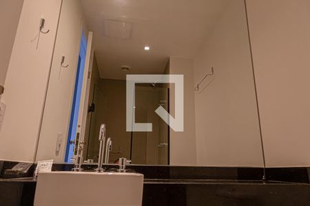 Banheiro  de kitnet/studio para alugar com 1 quarto, 21m² em Consolação, São Paulo