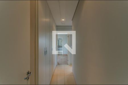 Corredor  de apartamento à venda com 4 quartos, 124m² em Castelo, Belo Horizonte
