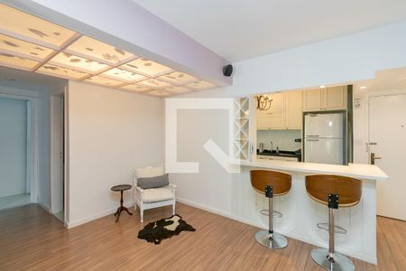 Sala de apartamento para alugar com 2 quartos, 70m² em Santo Amaro, São Paulo