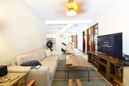 Sala de Estar de casa à venda com 4 quartos, 250m² em Anil, Rio de Janeiro