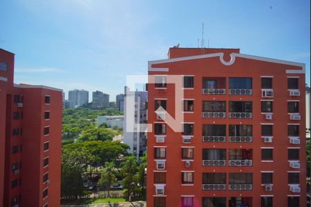 Sacada _Vista  de apartamento à venda com 3 quartos, 74m² em Chácara das Pedras, Porto Alegre