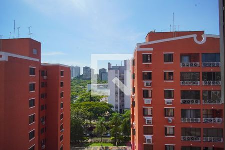 Quarto  1_Vista  de apartamento à venda com 3 quartos, 74m² em Chácara das Pedras, Porto Alegre