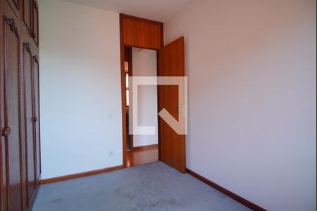 Quarto  1 de apartamento à venda com 3 quartos, 74m² em Chácara das Pedras, Porto Alegre
