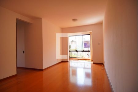 Sala  de apartamento à venda com 3 quartos, 74m² em Chácara das Pedras, Porto Alegre