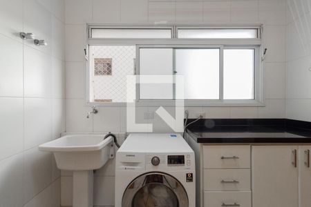 Apartamento à venda com 202m², 3 quartos e 3 vagas Apartamento à venda com 202m², 3 quartos e 3 vagasÁrea de Serviço