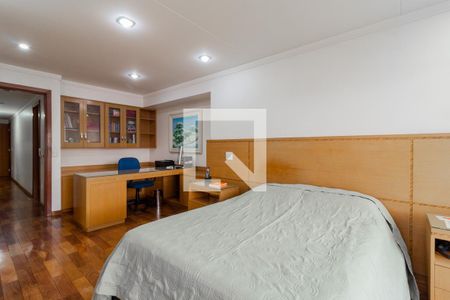 Apartamento à venda com 202m², 3 quartos e 3 vagas Apartamento à venda com 202m², 3 quartos e 3 vagasSuíte 1