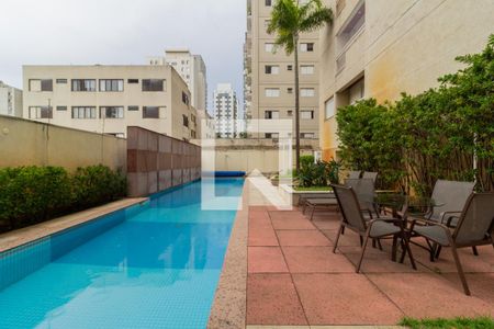 Apartamento à venda com 202m², 3 quartos e 3 vagas Apartamento à venda com 202m², 3 quartos e 3 vagasPiscina