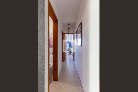 Corredor de apartamento à venda com 2 quartos, 49m² em Vila Tibiriçá, Santo André