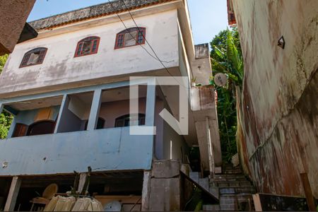 fachada de casa à venda com 1 quarto, 110m² em Tanque, Rio de Janeiro