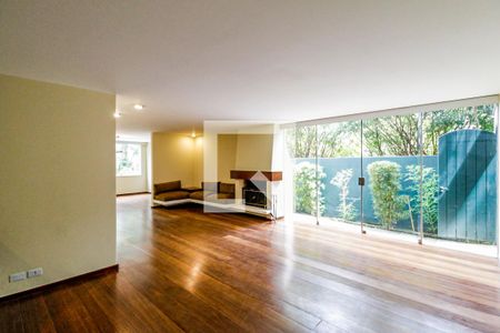 Sala de casa à venda com 4 quartos, 430m² em Chácara Santo Antônio, São Paulo