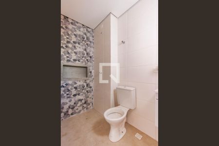 Banheiro de apartamento para alugar com 1 quarto, 25m² em Vila Elze, São Paulo