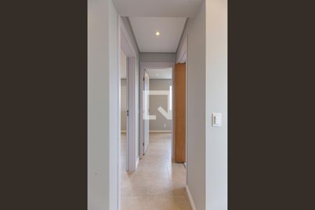 Corredor de apartamento para alugar com 2 quartos, 42m² em Vila Valparaíso, Santo André