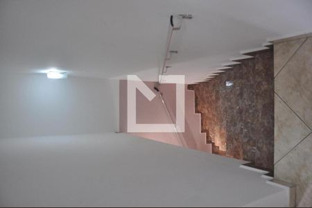 Acesso aos Quartos de casa à venda com 2 quartos, 70m² em Vila Marina, São Paulo