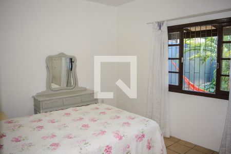 Quarto 01 - Térreo de casa para alugar com 3 quartos, 150m² em Santinho, Florianópolis