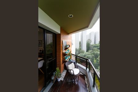 Varanda de apartamento à venda com 3 quartos, 120m² em Vila Suzana, São Paulo