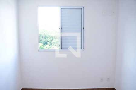 Quarto 1  de apartamento para alugar com 2 quartos, 40m² em Lajeado, Cotia