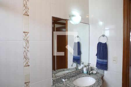 Banheiro de apartamento para alugar com 3 quartos, 131m² em Canto do Forte, Praia Grande