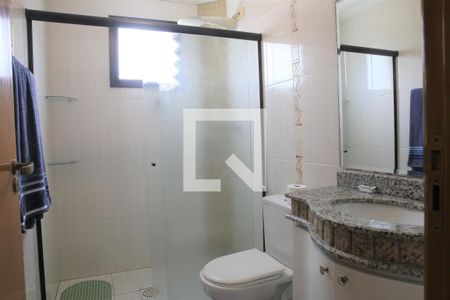 Banheiro de apartamento para alugar com 3 quartos, 131m² em Canto do Forte, Praia Grande